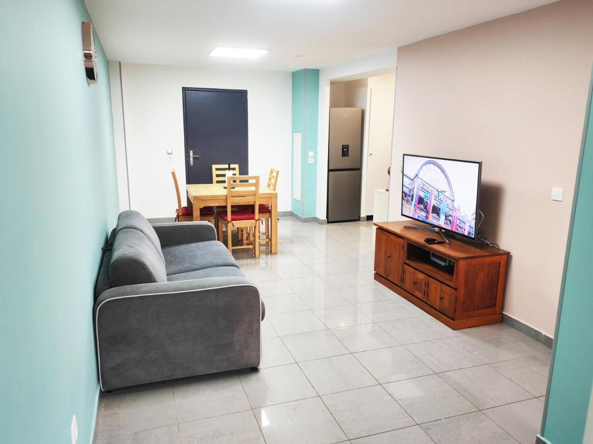 Ferienwohnung Le 5Eme As // F2 Totalement Refait A Neuf Saint-Denis Exterior foto